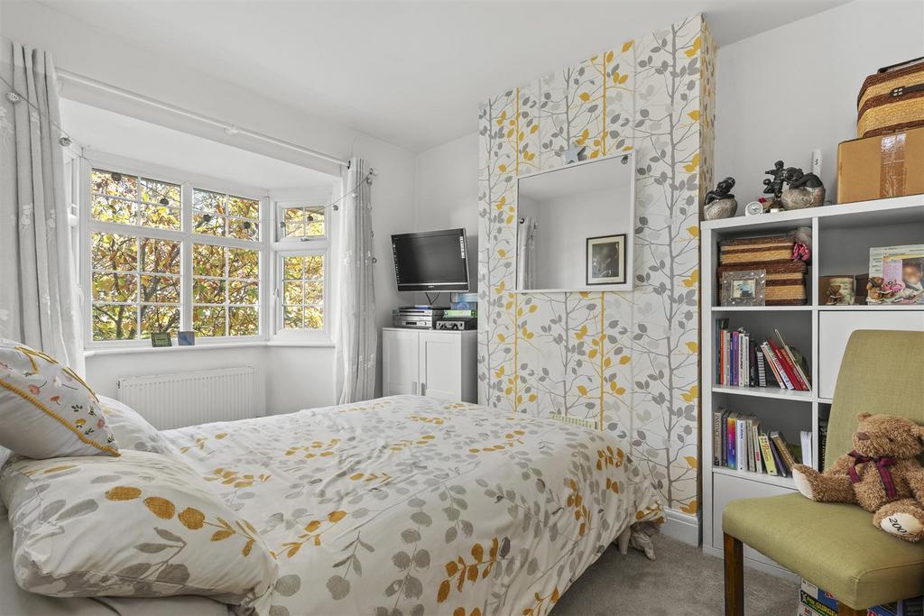51 Geralds Road, HP13 6 BN-1.jpg