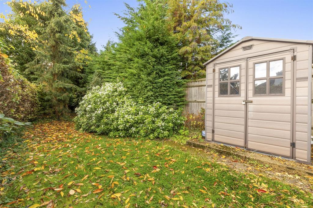 51 Geralds Road, HP13 6 BN-12.jpg