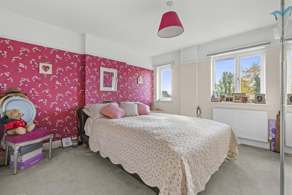 51 Geralds Road, HP13 6 BN-2.jpg