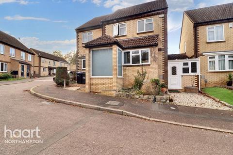 undefined, Raisins Field Close, Northampton