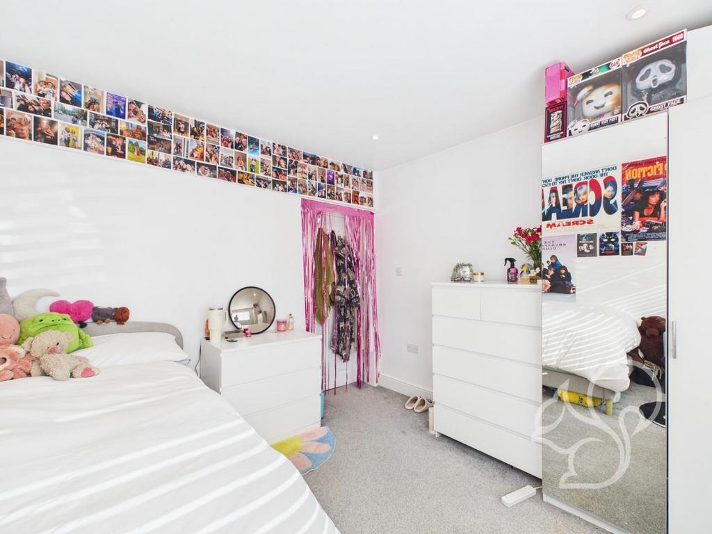 CAM01659 G0-PR0333-STILL005.jpg