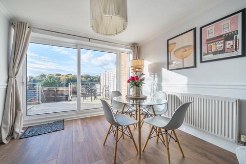 3 bedroom terraced house for sale, Swievelands Road, Westerham TN16