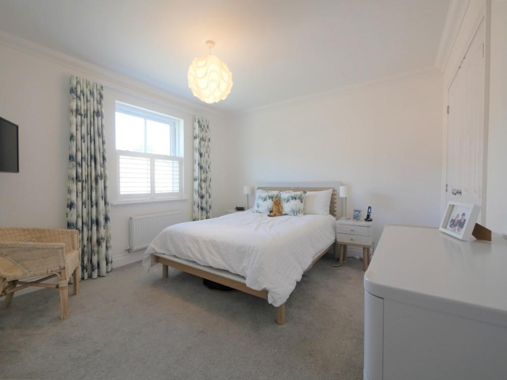 Principal bedroom1