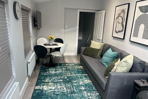 undefined, Glenthorne Road, London