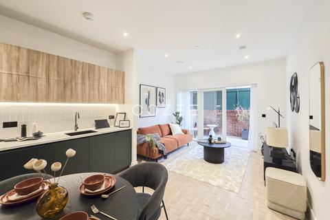 2 bedroom flat to rent, 2 Bed, London SW11