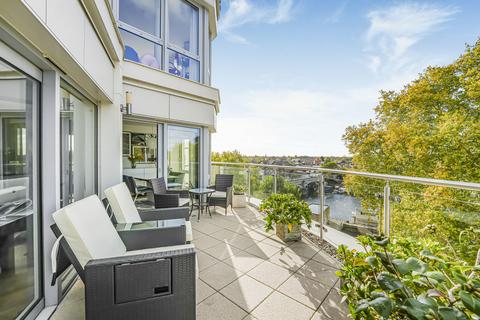 3 bedroom apartment for sale, Kingston Riverside, Kingston Upon Thames KT2