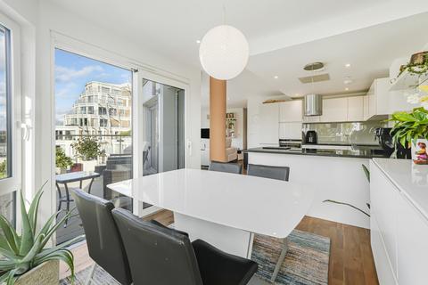 3 bedroom apartment for sale, Kingston Riverside, Kingston Upon Thames KT2