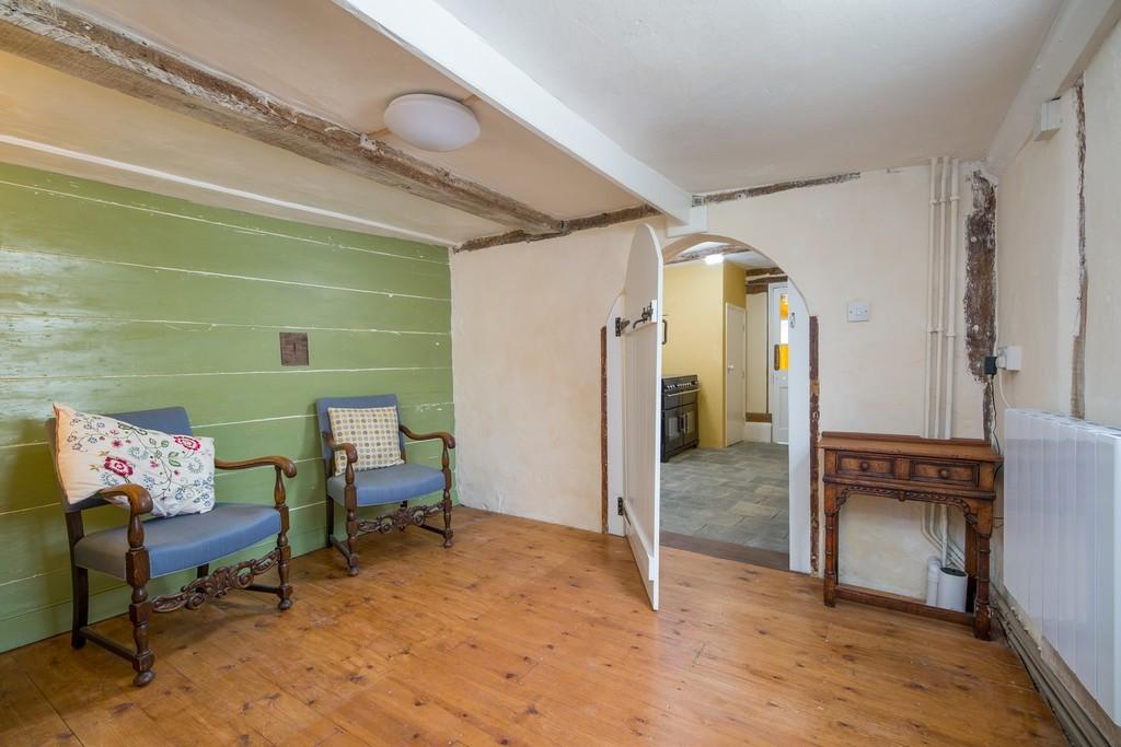 1440px-Crown Hill Clinic - 19