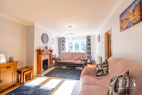 3 bedroom semi-detached house for sale, Broomfield Avenue, Fazeley