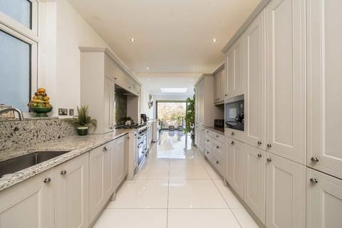 5 bedroom semi-detached house for sale, Abbotswood Road, London SW16