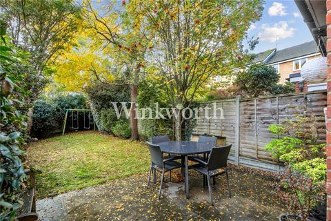 4 bedroom terraced house for sale, Westminster Drive, London, N13