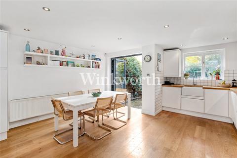 4 bedroom terraced house for sale, Westminster Drive, London, N13