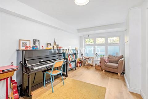 4 bedroom terraced house for sale, Westminster Drive, London, N13