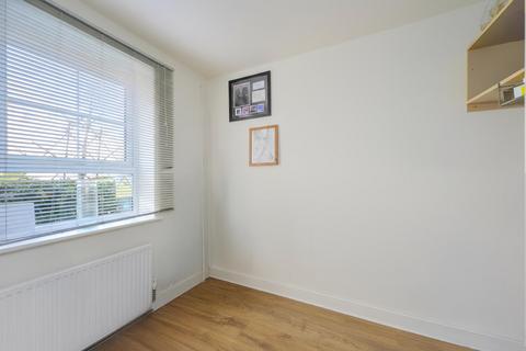 4 bedroom semi-detached house for sale, Brambling Avenue, Coventry