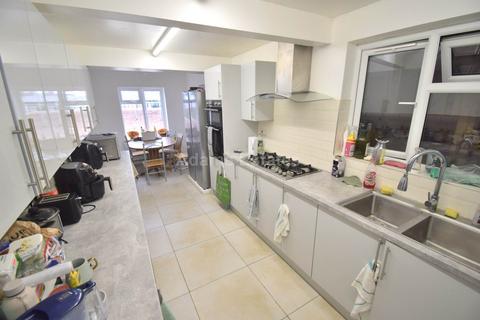 undefined, Radstock Road, Reading