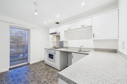 2 bedroom apartment to rent, Aldrin House, The Barbican PL4