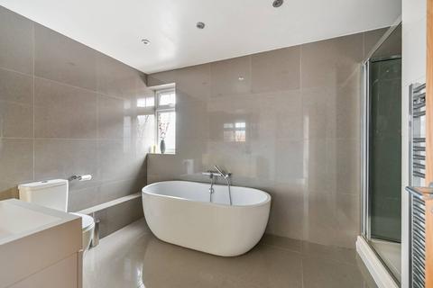 undefined, Maria Theresa Close, New Malden, KT3