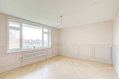 undefined, London Road, Westcliff-on-sea, SS0