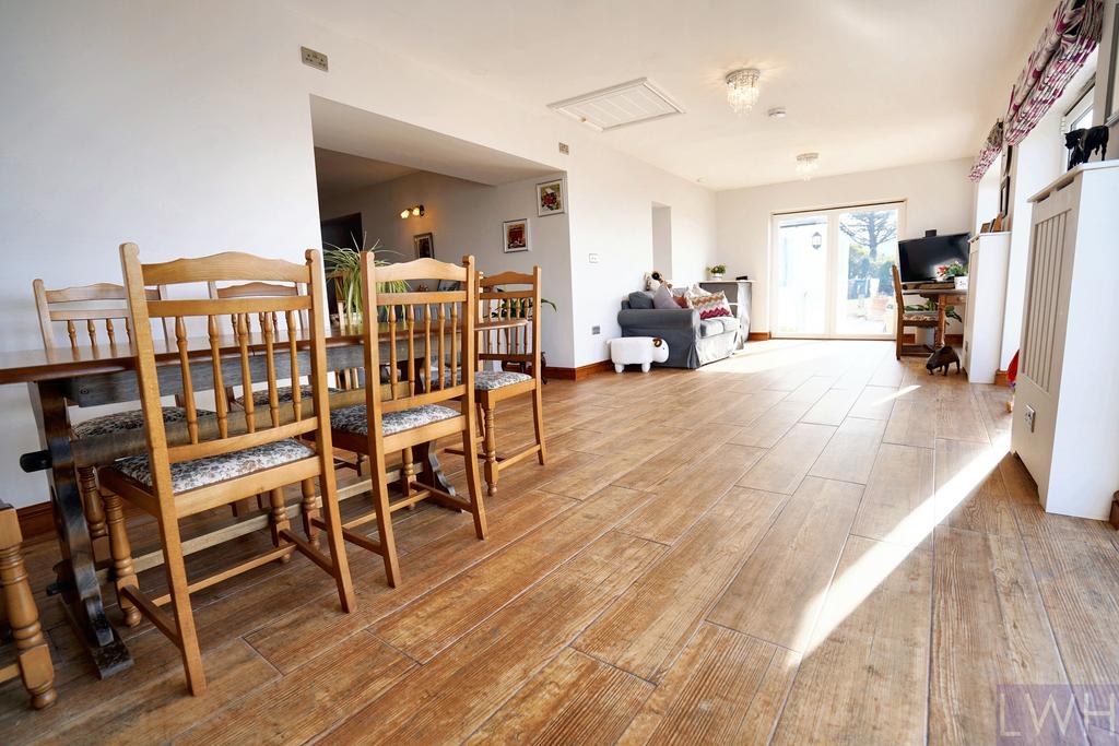 Dining Area Sun Room