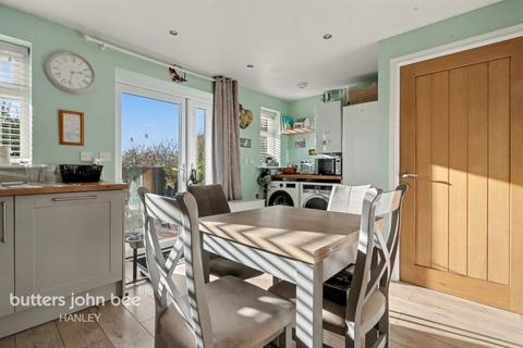 Norton Lane, Stoke-On-Trent, ST6 8BY