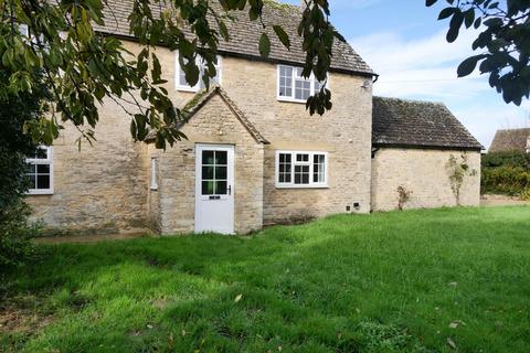 3 bedroom detached house to rent, Broadwell, Lechlade