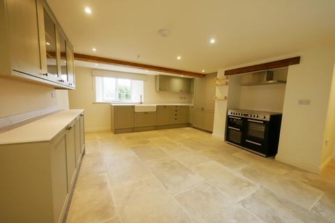 3 bedroom detached house to rent, Broadwell, Lechlade