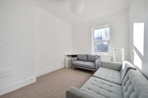 2 bedroom flat for sale, Brook Road South, Brentford, TW8