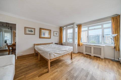 2 bedroom flat for sale, Churchill Gardens, Pimlico, London, SW1V