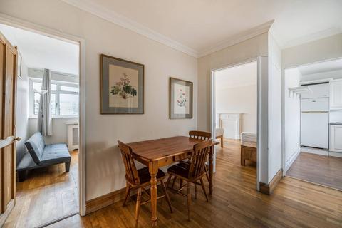 2 bedroom flat for sale, Churchill Gardens, Pimlico, London, SW1V