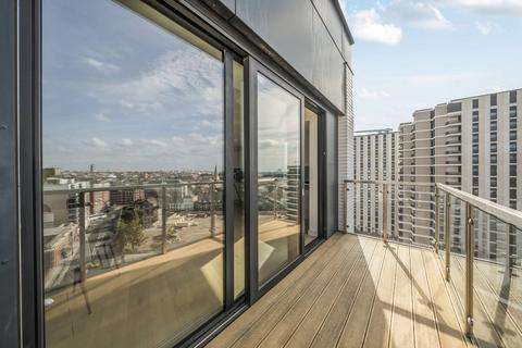 3 bedroom flat for sale, Ebury Apartments, Victoria, London, SW1V