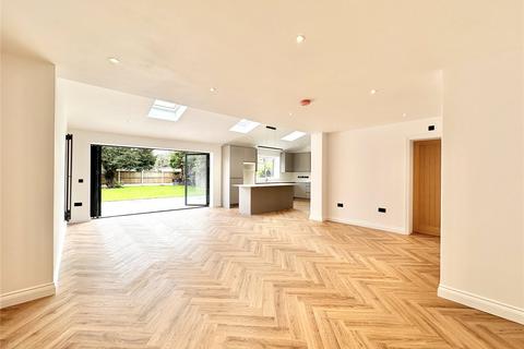 4 bedroom semi-detached house for sale, Ladybridge Road, Stockport SK8
