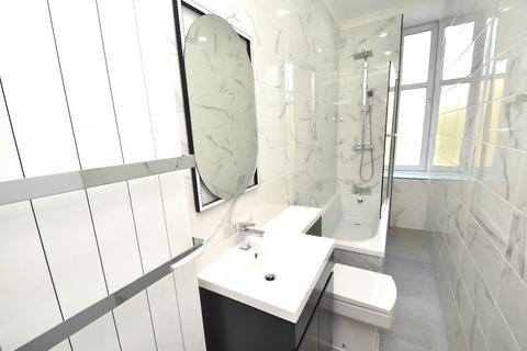 2 bedroom flat for sale, Harvie Street, Cessnock, Glasgow, G51 1BW