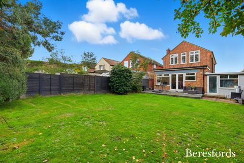 3 bedroom detached house for sale, Lime Avenue, Upminster, RM14