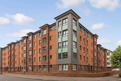 2 bedroom flat to rent, Springfield Gardens, Glasgow, G31