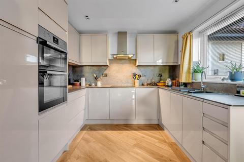 3 bedroom detached house for sale, 7 Ferndale Close, Honiton