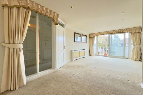 2 bedroom flat for sale, Groves Avenue, Swansea SA3