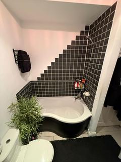 undefined, Peach Street, Wokingham RG40