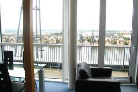 3 bedroom flat to rent, Royal Victoria Docks, Canary Wharf E16