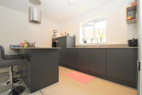 2 bedroom apartment for sale, Braid Court, High Town, Luton, Bedfordshire, LU2 0EZ