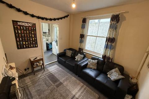 5 bedroom house to rent, Whippingham Road, Brighton,
