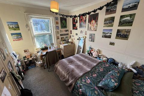 5 bedroom house to rent, Whippingham Road, Brighton,