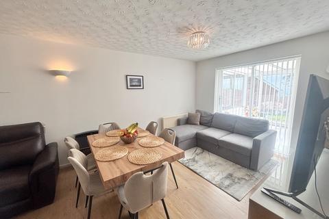 3 bedroom detached bungalow for sale, Huntingdon Way, Sketty, Swansea
