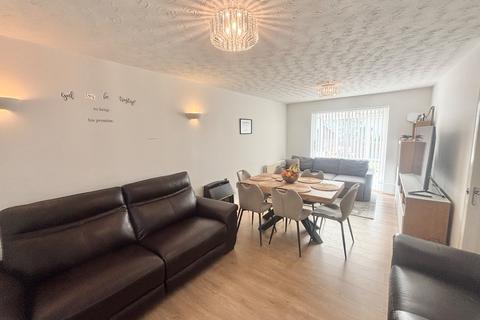 3 bedroom detached bungalow for sale, Huntingdon Way, Sketty, Swansea