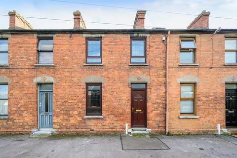 3 bedroom terraced house, Rathmore Place, Old Youghal Road, Cork City