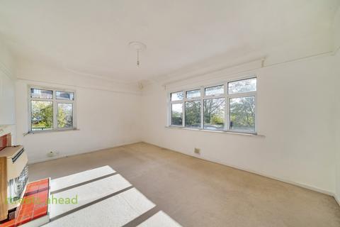 2 bedroom apartment for sale, Lynwood Avenue, Coulsdon, CR5