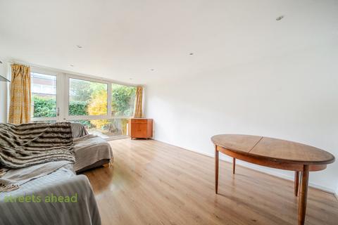 Sylvan Road, London, SE19
