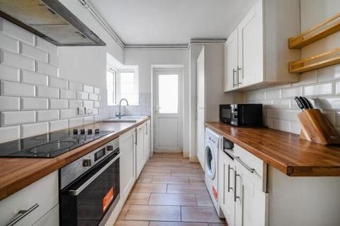 undefined, 21 Warwick Gardens, London Road, Thornton Heath, Surrey, CR7 7NA