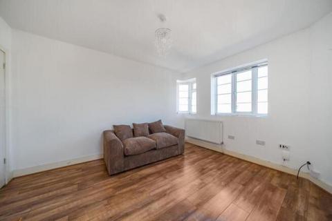 undefined, 21 Warwick Gardens, London Road, Thornton Heath, Surrey, CR7 7NA