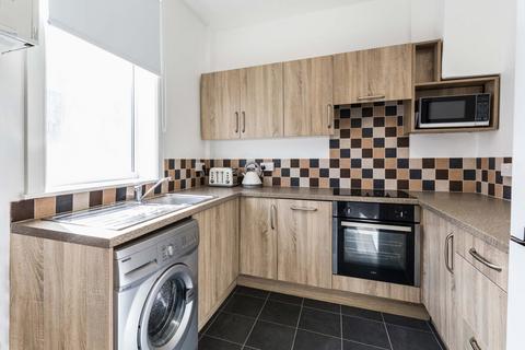 5 bedroom house to rent, Hartley Grove, Leeds LS6