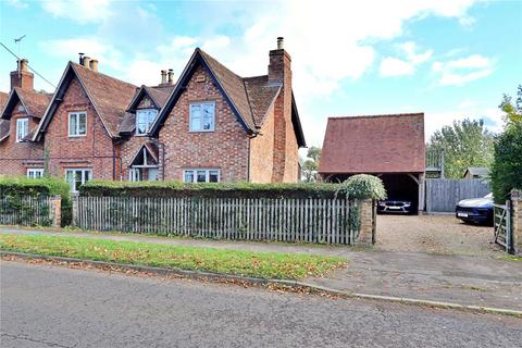 undefined, St Marys Road, East Claydon, Buckingham, Buckinghamshire, MK18